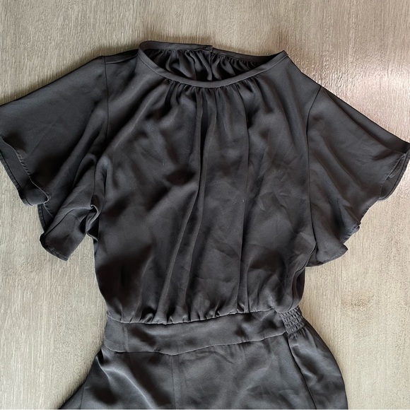 WHBM Black Flutter Sleeve Romper Onesie Jumpsuit 0P - Picture 3 of 10